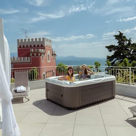 Garuti Hotel 4*
