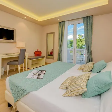 Hotell Garuti