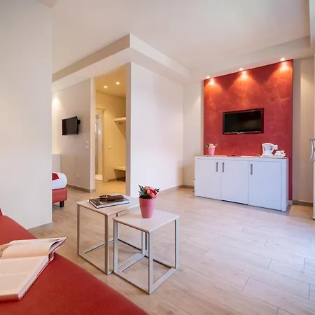 Otel Garuti