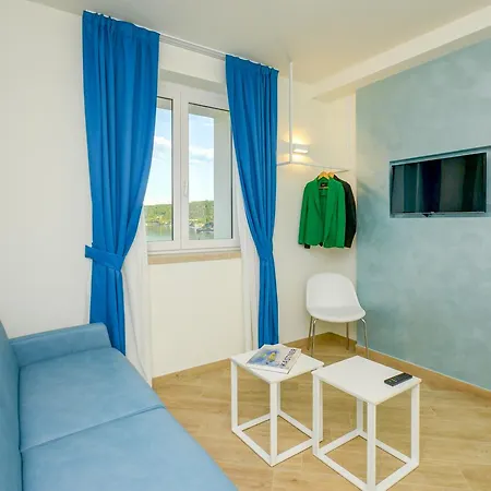 Hotel Garuti 4*